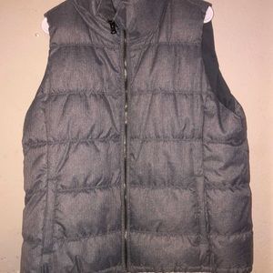 Women’s XL Puff Vest.